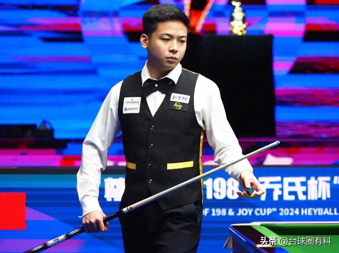 也很自然地 也很自然地