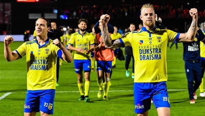 她在成为奥 她在成为奥